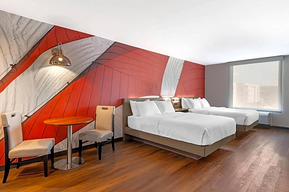 Cambria Hotel & Suites Plymouth