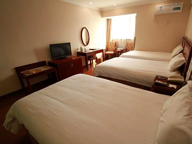 GreenTree Inn Huangshan Railway Station Tiandu Avenue Business Hotel