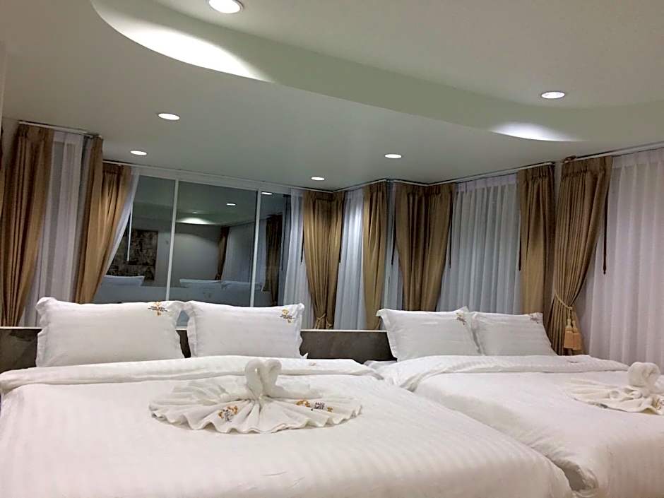 The Key Hotel