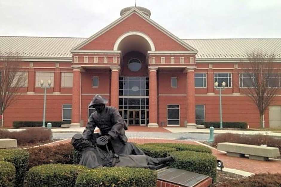 Holiday Inn Express Harrisburg I-81 - Hershey by IHG