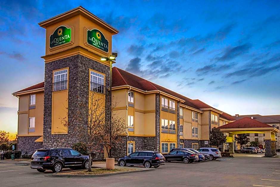 La Quinta Inn & Suites by Wyndham Conway