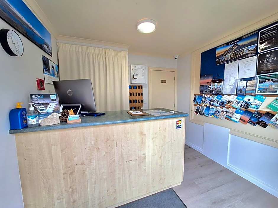 Stay In Tekapo Backpackers