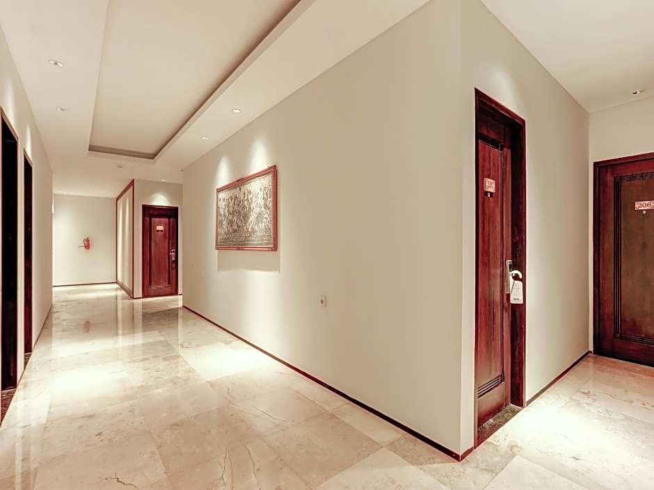 Super OYO Collection O 91189 Premium Legian