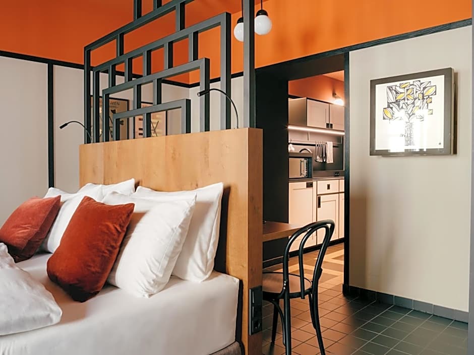 WELTWIEN Luxury Art Apartments & Free Parking