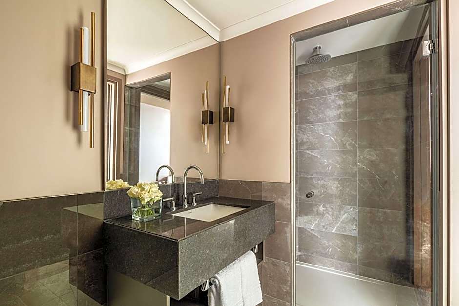 Anantara Plaza Nice Hotel - A Leading Hotel of the World