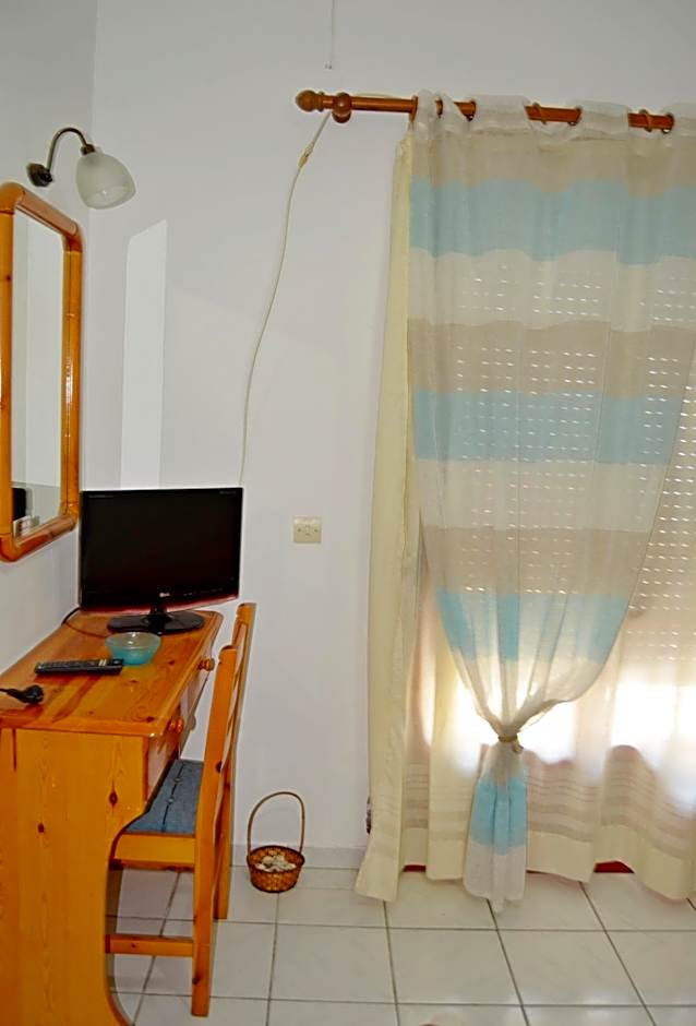 Ioannidis - Sigri Studios