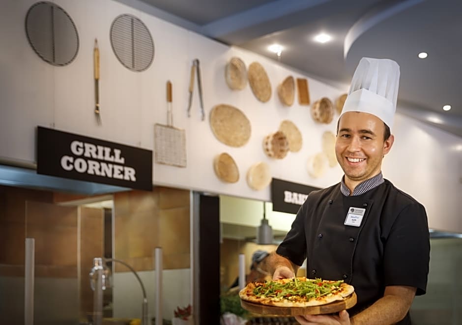 Miramar Sunny Hotel & Residence