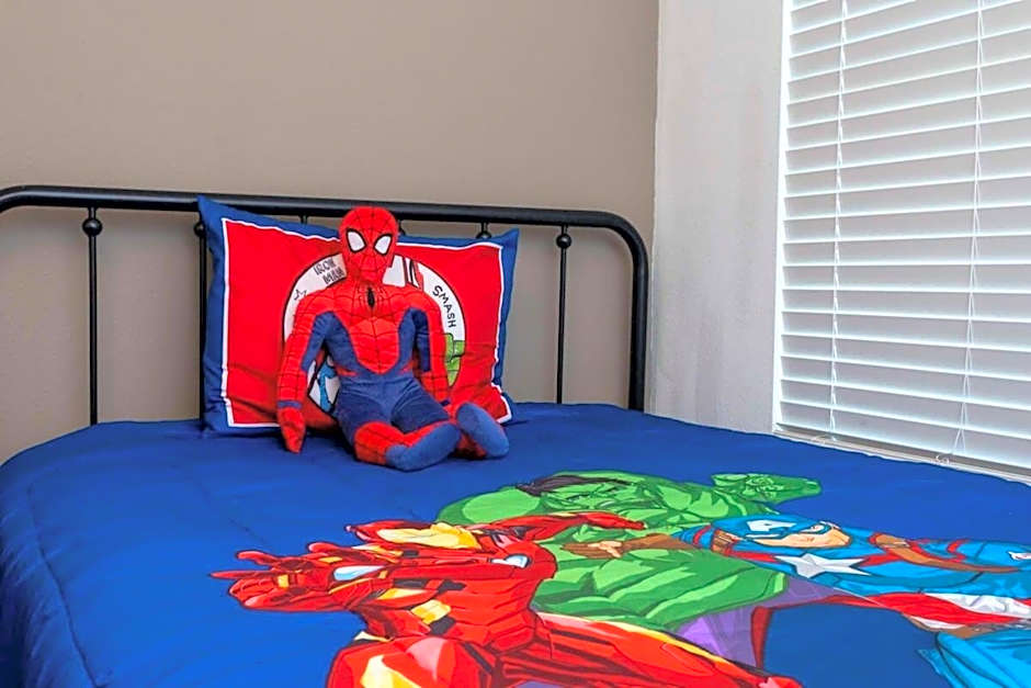 Super nice and spacious 9BDR home