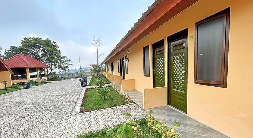 Urbanview Hotel Nerine's Glamping Village Cipanas by RedDoorz