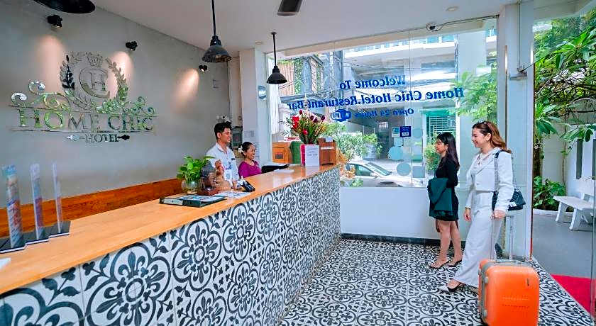 Home Chic Hotel