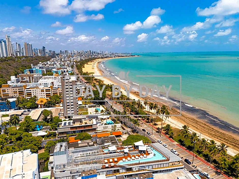 Setai Yacht by DayByDay