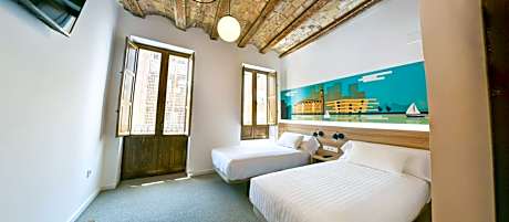 Twin Room with Private Bathroom