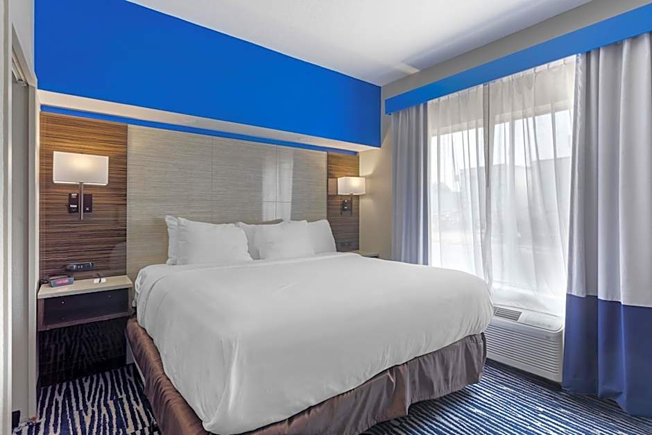 Comfort Inn & Suites Memphis East