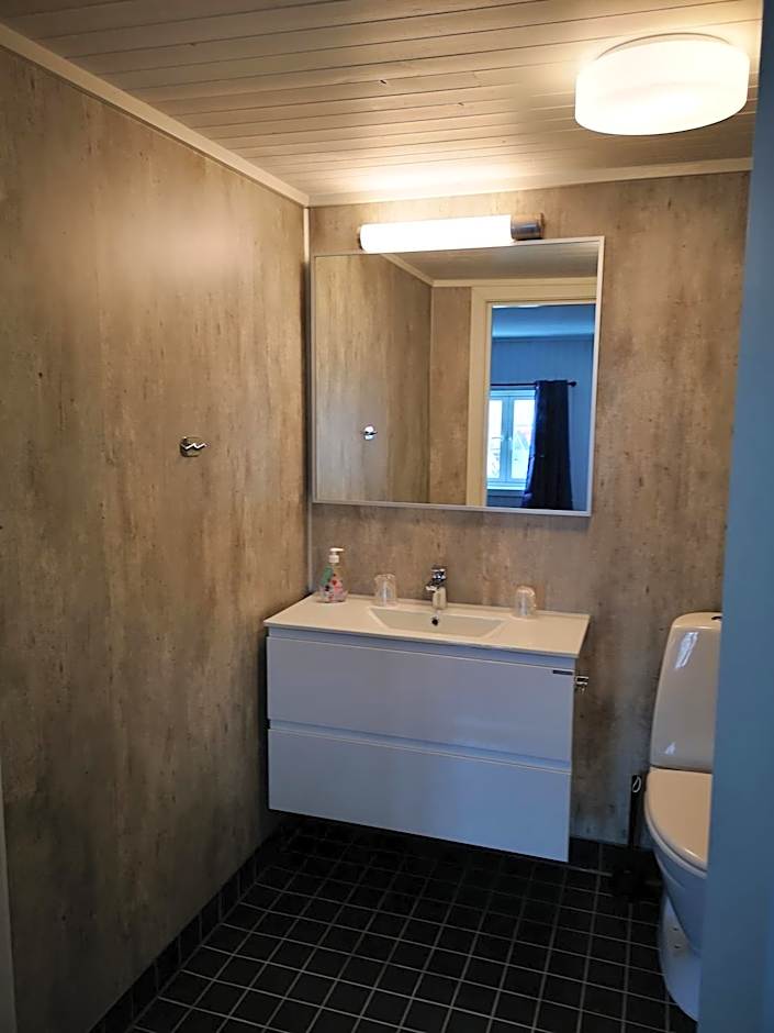 Henningsvær Guesthouse