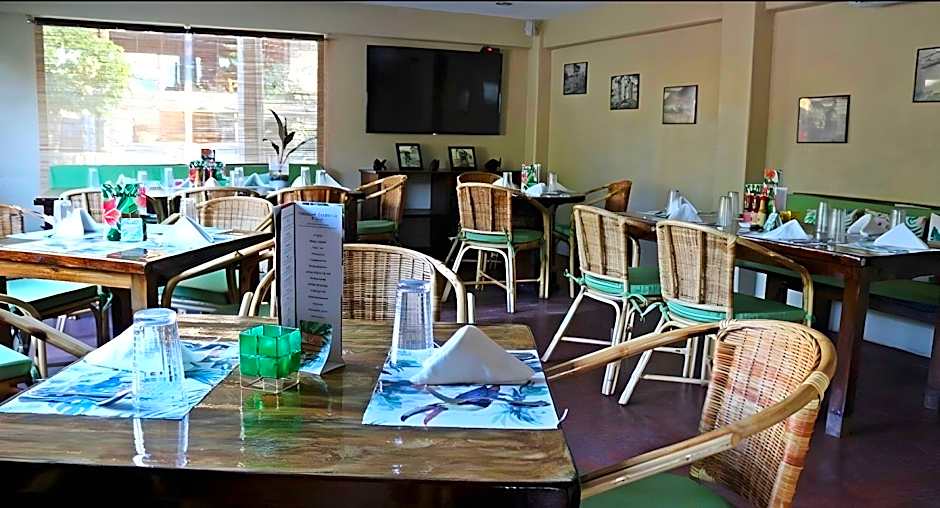 Hibiscus Garden Resort