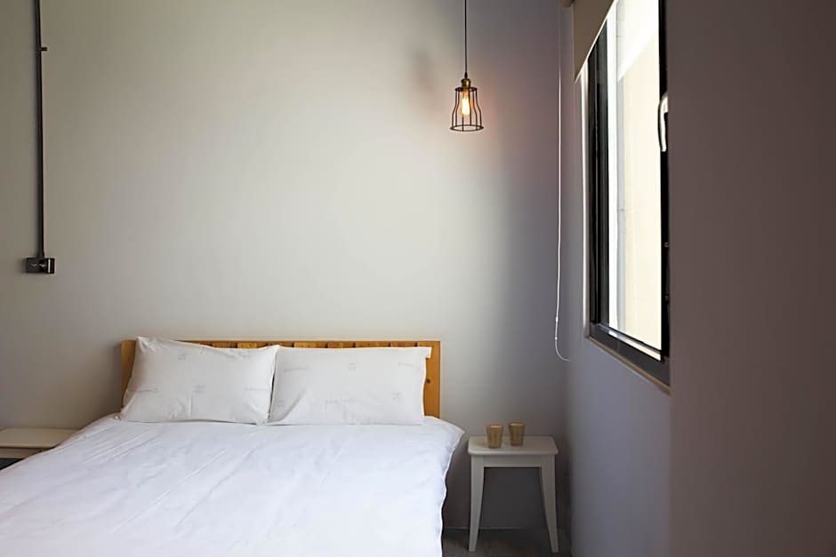 被愛咖啡小旅館 Birdeye Garden