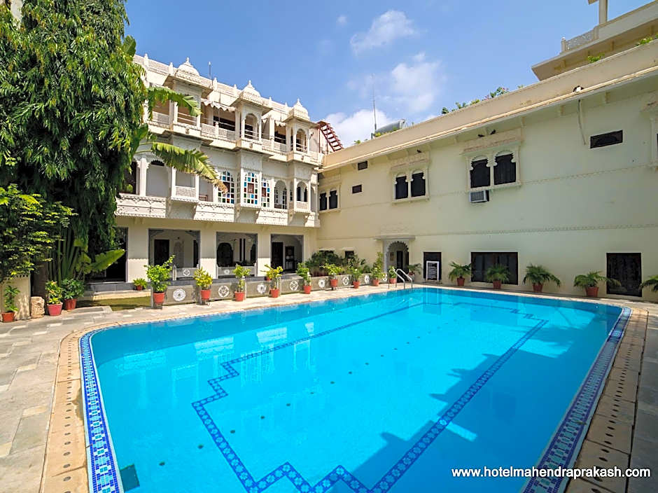 Hotel Mahendra Prakash