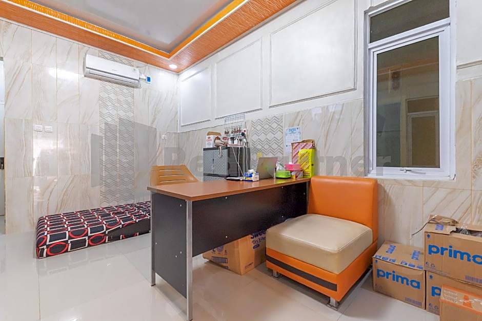 Rifal Inn Mitra RedDoorz