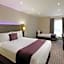 Premier Inn Addlestone