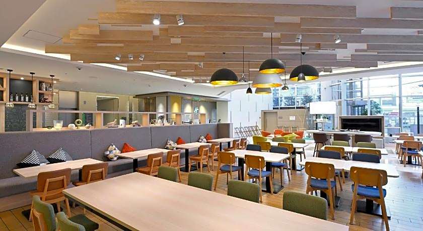 Holiday Inn & Suites Shin Osaka By IHG