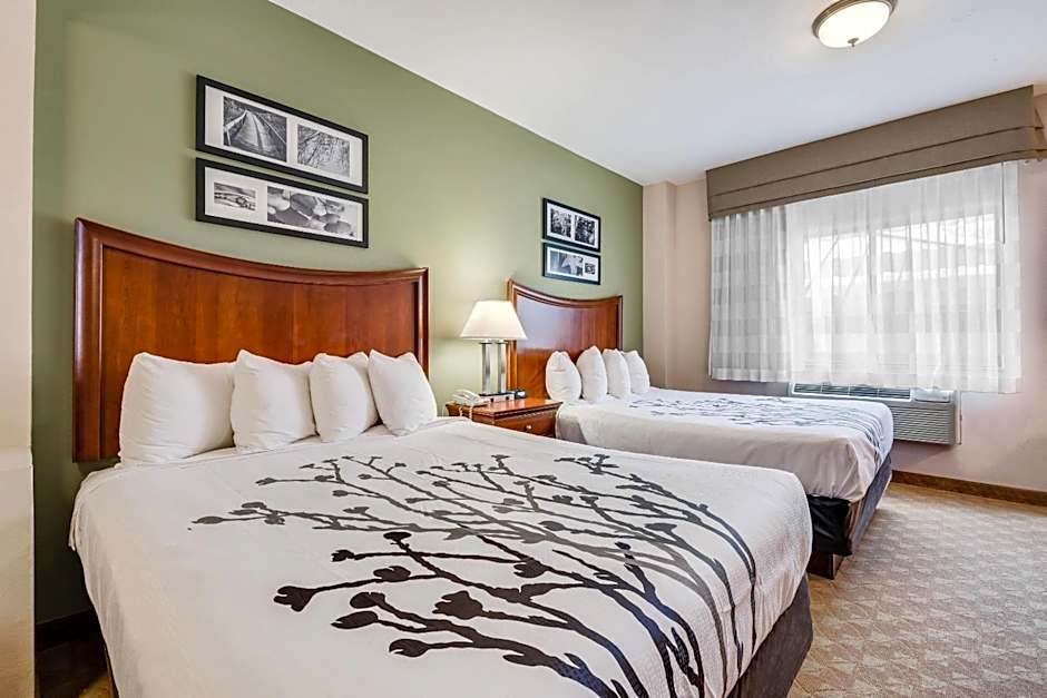Sleep Inn & Suites