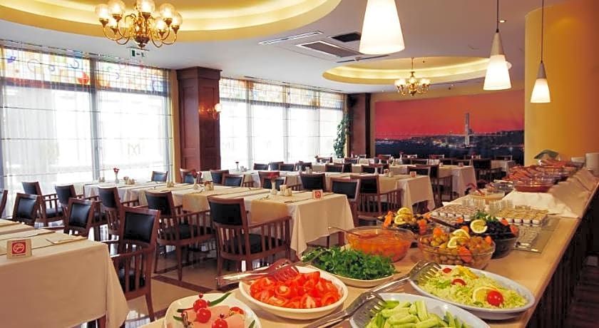 Taksim Metropark Hotel