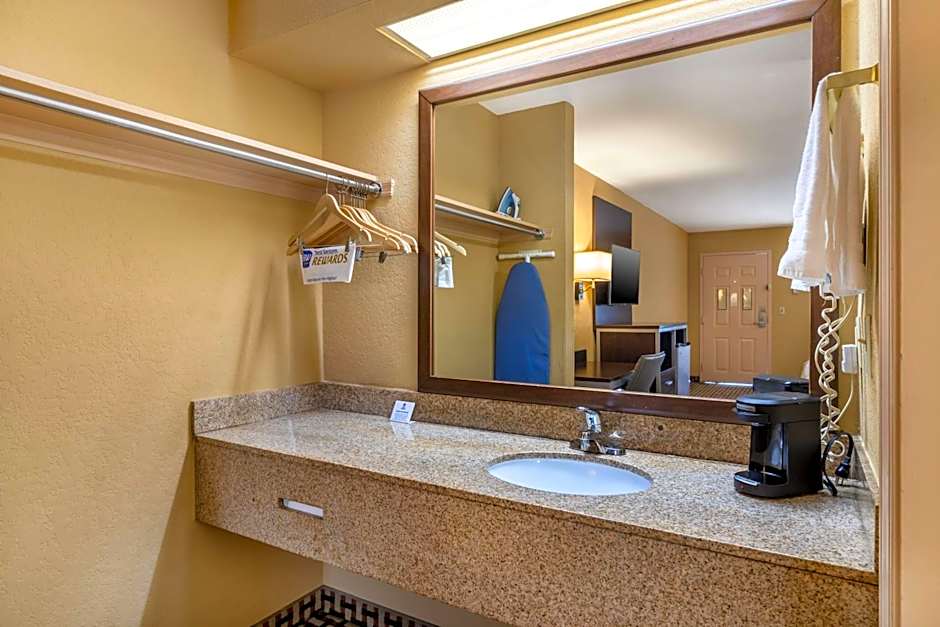 Best Western Bradford Inn