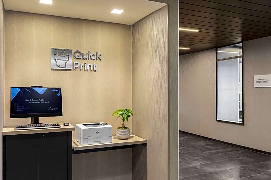 Courtyard by Marriott Seattle Northgate