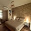 Tizzy Apartment & Rooms