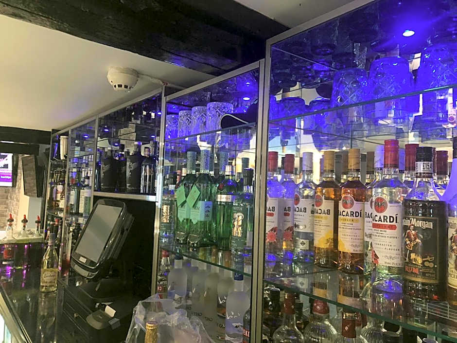 The Old Black Horse Inn