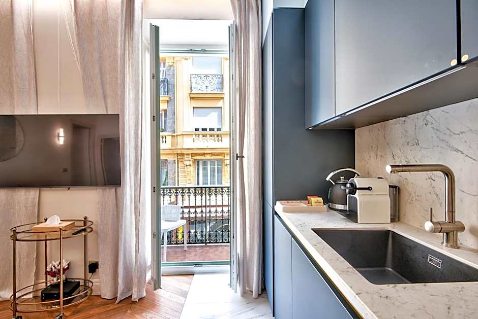 Aparthotel 9 ALBERTI Nice Centre