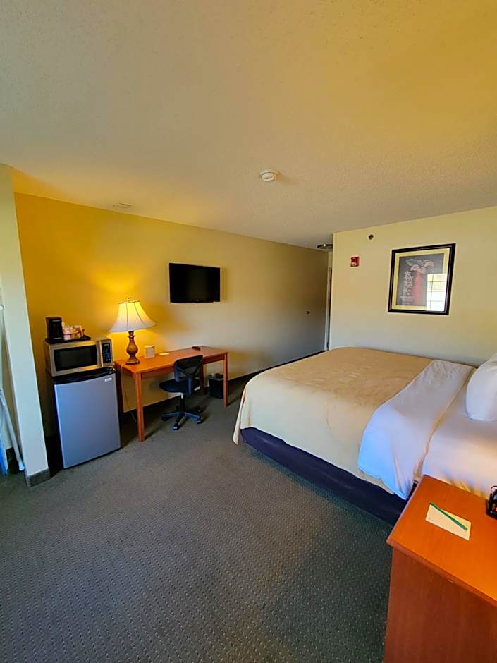 Quality Inn & Suites Prestonsburg next to Mountain Arts Center