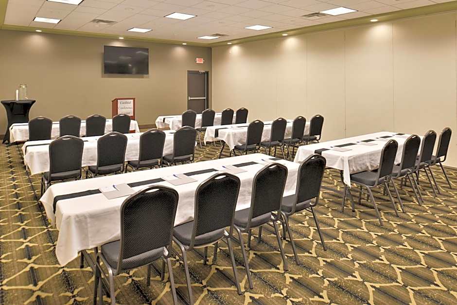 Cottonwood Inn and Conference Center