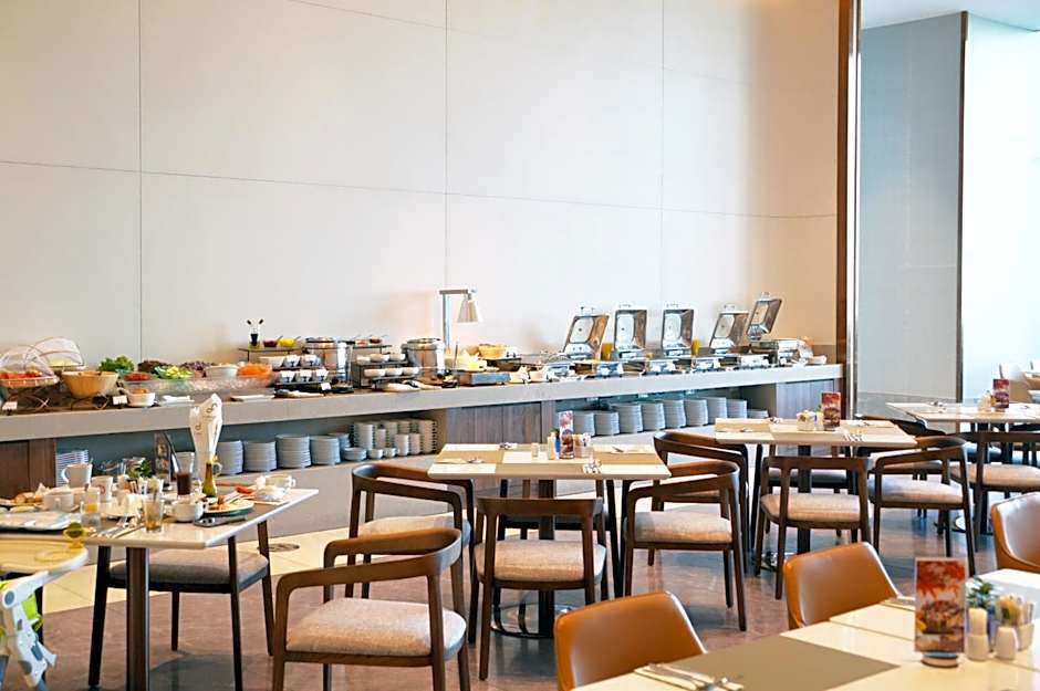 S Sriracha Hotel & Residence