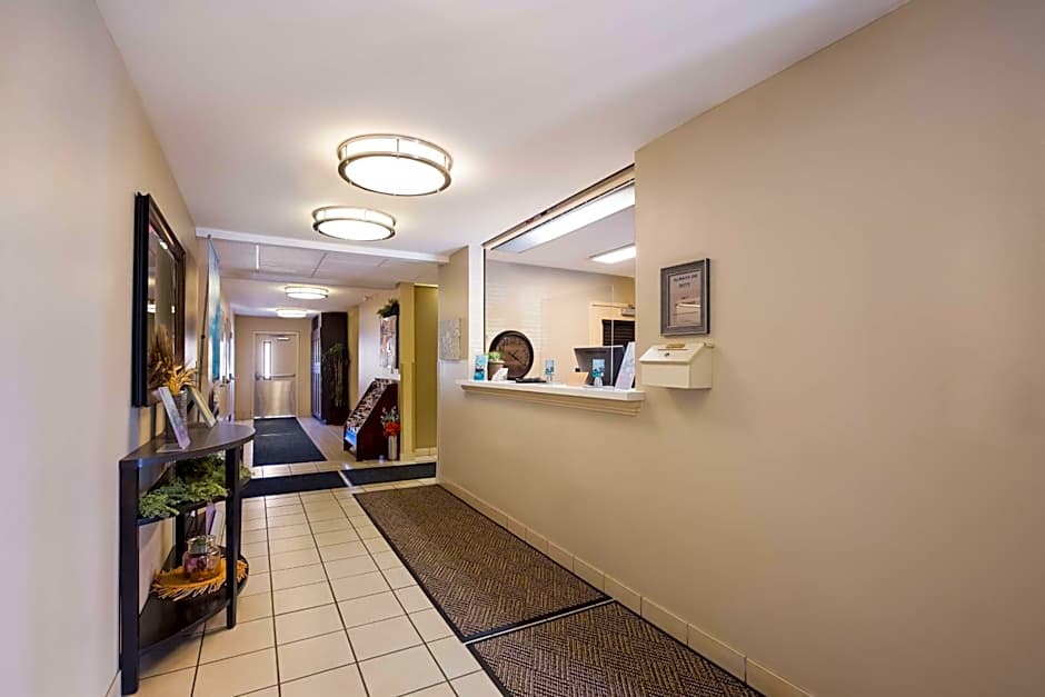 Sonesta Simply Suites St Louis Earth City