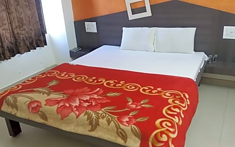 Hotel Mayur(Dwarka,Gujarat)