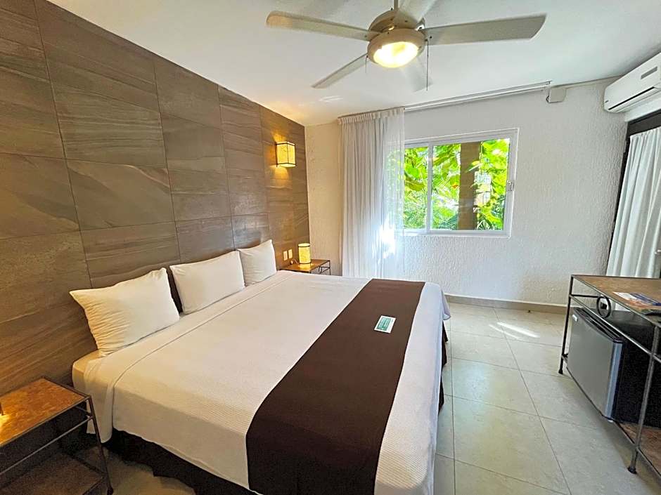 Tukan Hotel Playa del Carmen