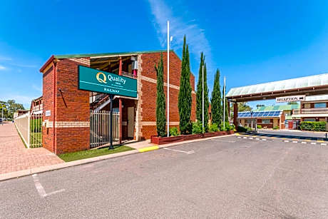 Quality Inn Railway Motel