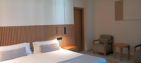 Suite Apartment with Pool View (2 Adults + 2 Child)