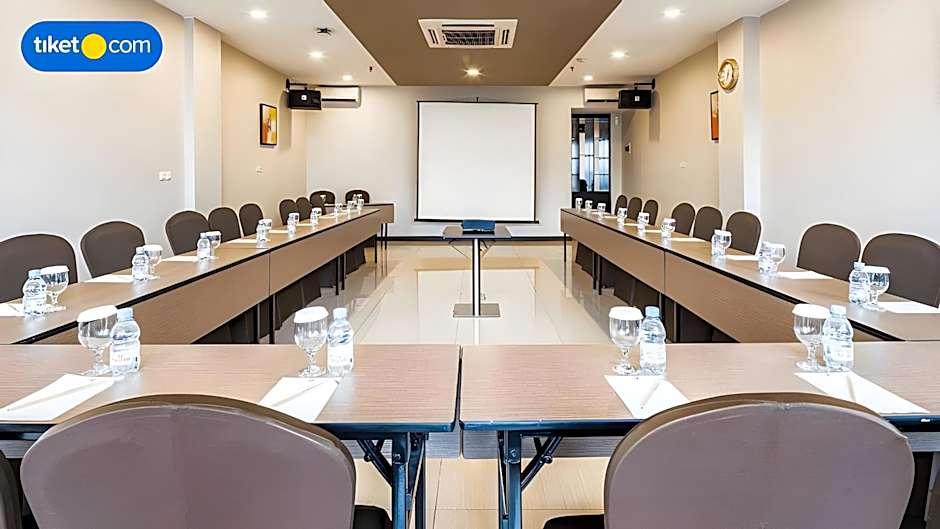 Oak Tree Urban Hotel