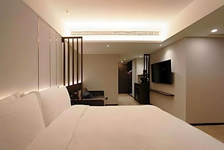 Premium Triple Room