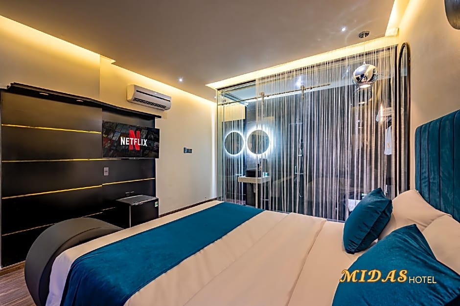 Midas Hotel