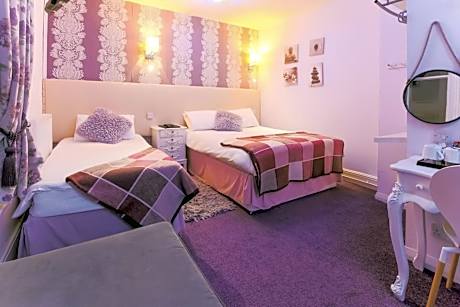 Deluxe Triple Room with Sea View