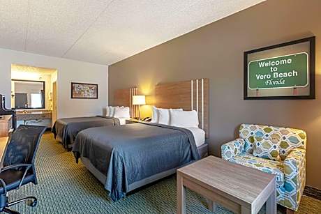 Queen Room with Two Queen Beds - Non-Smoking