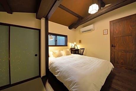 Two-Bedroom Townhouse East