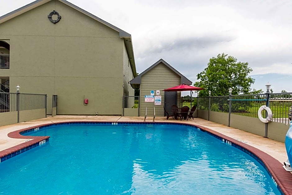 Quality Inn & Suites