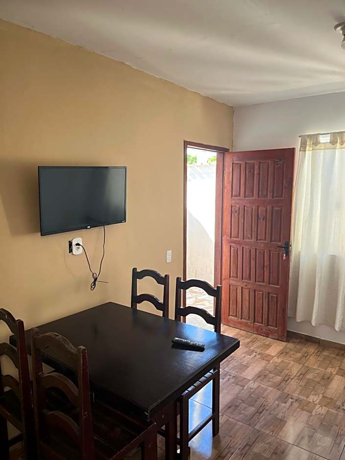 Casa inteira con piscina compartilhada