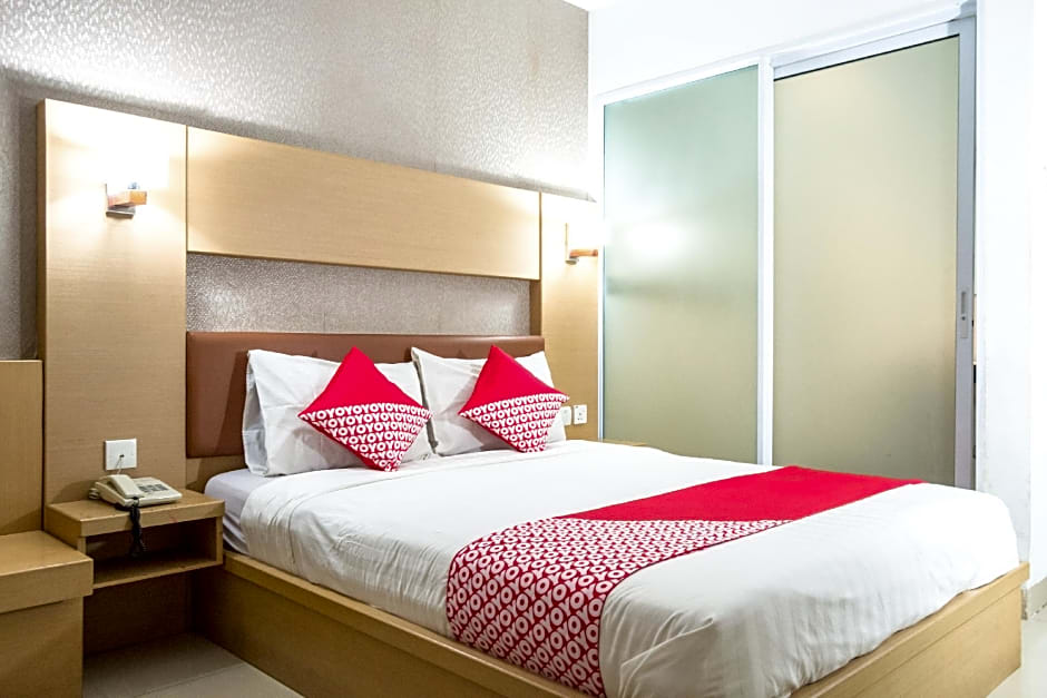 Capital O 664 Romance Hotel