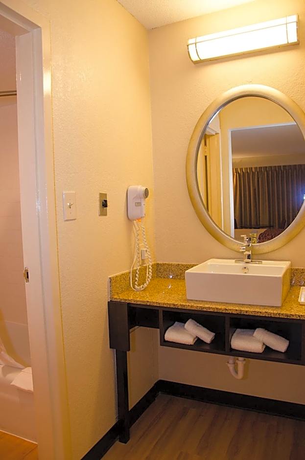 Red Roof Inn Williamsburg