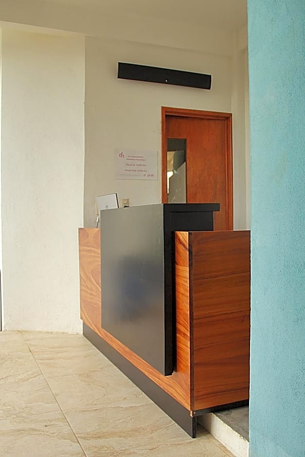 DuHotel